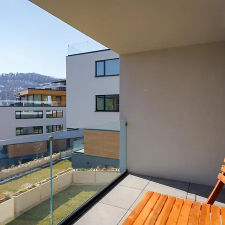 Garden Stejeris, Drumul Poienii Apartament